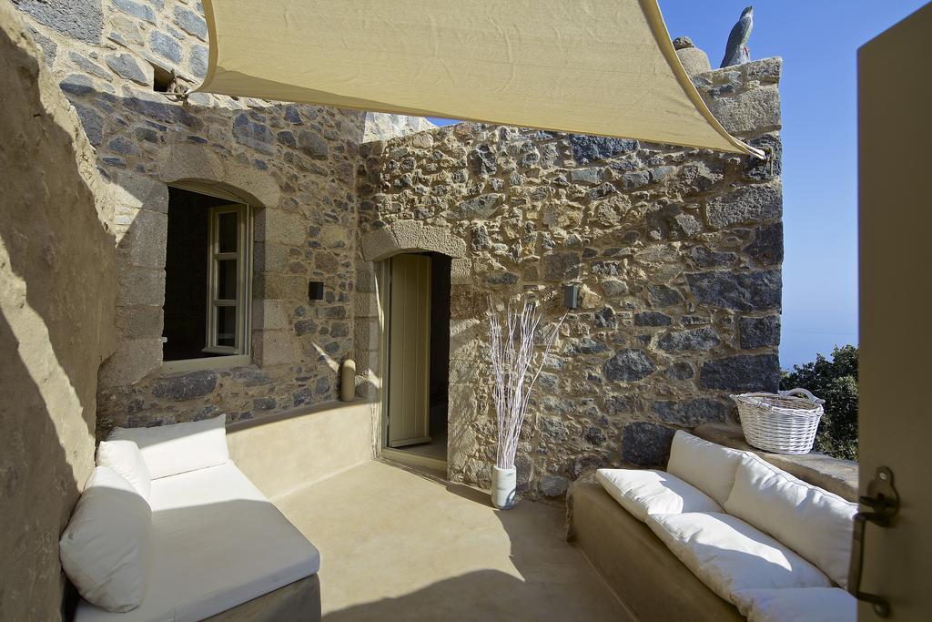 Emporeiós Melanopetra Boutique Apartments חדר תמונה